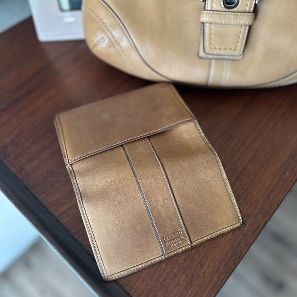 Vintage Coach Y2K Soho Flap F12301 w/ Matching Wallet - Picture 3 of 6